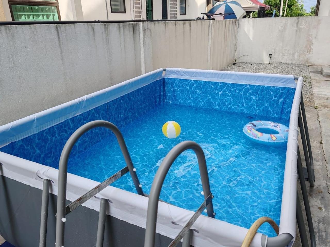 Teluk Batik 17Paradisehome Private Pool Karaoke Snooker Bbq 15Pax Lumut Exteriör bild
